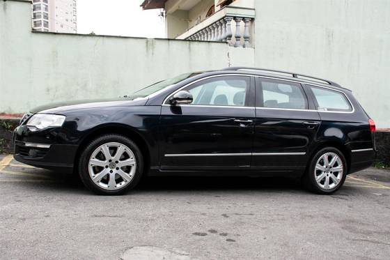 VOLKSWAGEN PASSAT 2.0 FSI COMFORTLINE VARIANT 16V TURBO GASOLINA 4P AUTOMÁTICO